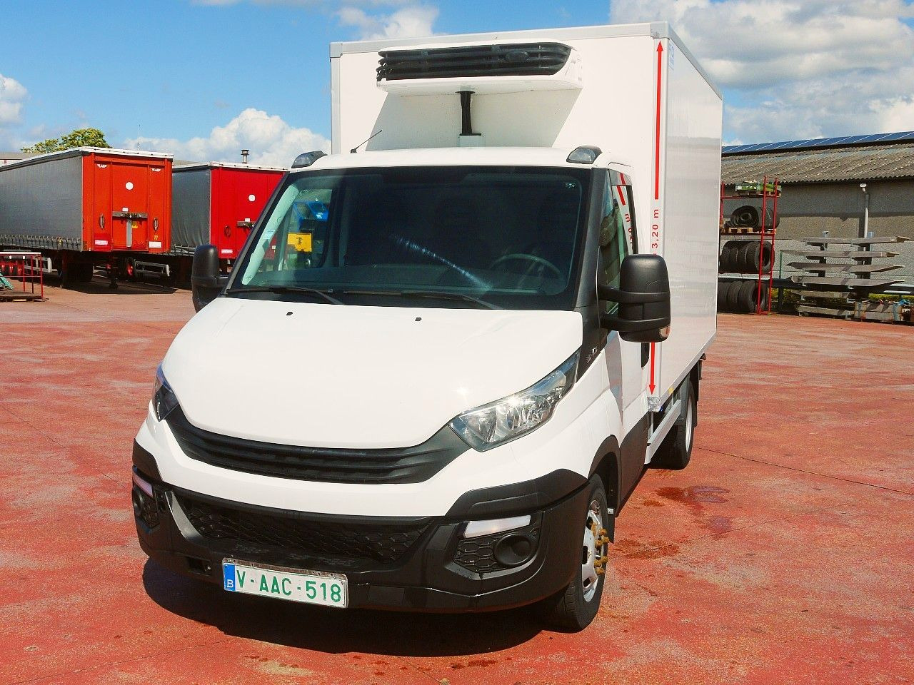 Iveco 35C14 KUHLKOFFER CARRIER XARIOS 350 -20C - Furgone frigo: foto 5 Iveco 35C14 KUHLKOFFER CARRIER XARIOS 350 -20C - Furgone frigo: foto 5