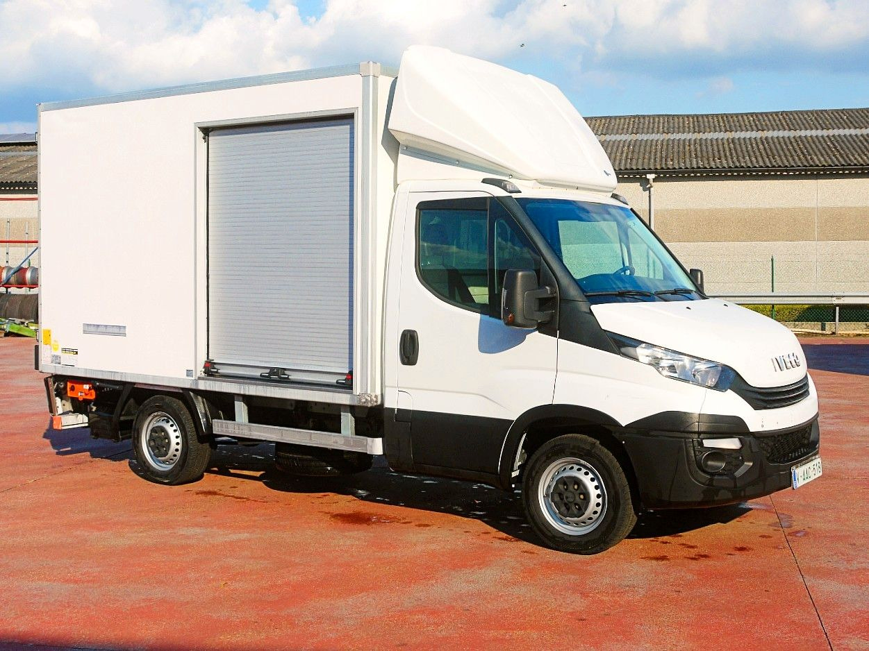 Iveco 35S14 DAILY ISOTHERMKOFFER LADEBORDWAND luft fed - Furgone frigo: foto 2 Iveco 35S14 DAILY ISOTHERMKOFFER LADEBORDWAND luft fed - Furgone frigo: foto 2