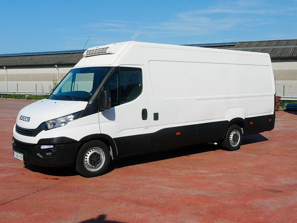 Iveco 35S18 DAILY KUHLKASTENWAGEN THERMOKING V300 MT - Furgone frigo: foto 4 Iveco 35S18 DAILY KUHLKASTENWAGEN THERMOKING V300 MT - Furgone frigo: foto 4