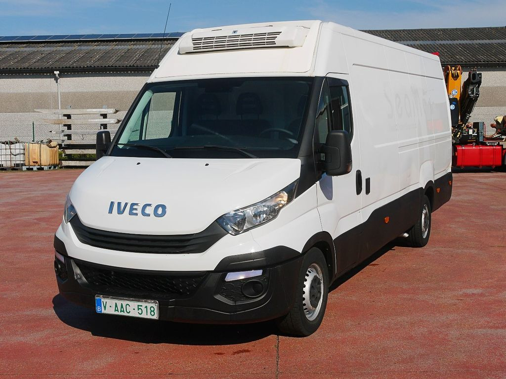 Iveco 35S18 DAILY KUHLKASTENWAGEN THERMOKING V300 MT - Furgone frigo: foto 5 Iveco 35S18 DAILY KUHLKASTENWAGEN THERMOKING V300 MT - Furgone frigo: foto 5