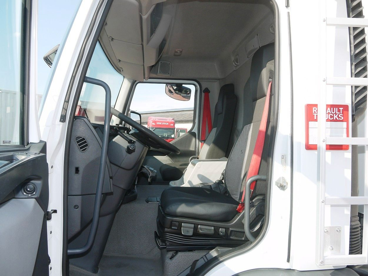 Autocarro frigorifero Renault D19.280 KUHLKOFFER CARRIER SUPRA 1150 MT: foto 12 Autocarro frigorifero Renault D19.280 KUHLKOFFER CARRIER SUPRA 1150 MT: foto 12