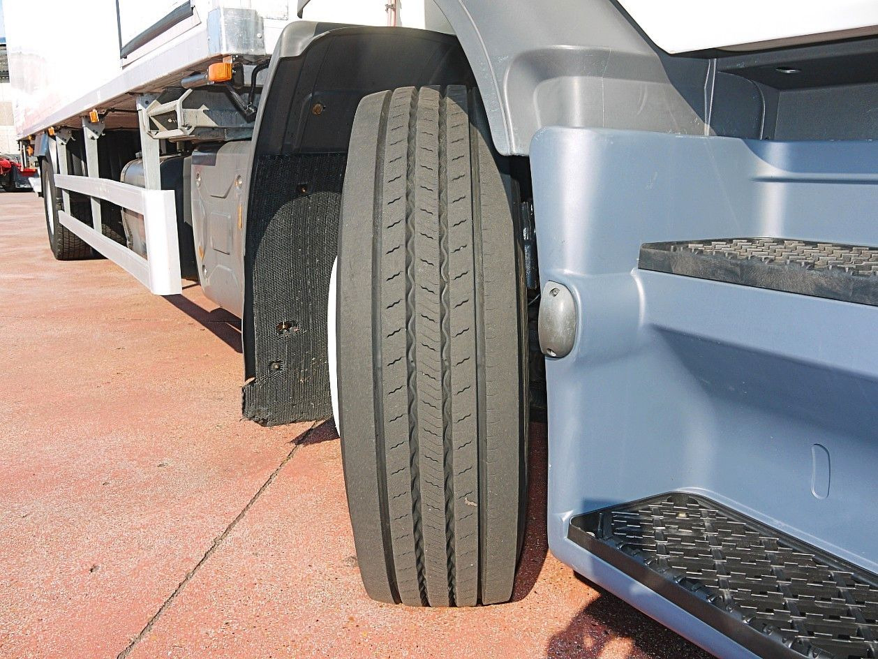 Autocarro frigorifero Renault D19.280 KUHLKOFFER CARRIER SUPRA 1150 MT: foto 18 Autocarro frigorifero Renault D19.280 KUHLKOFFER CARRIER SUPRA 1150 MT: foto 18