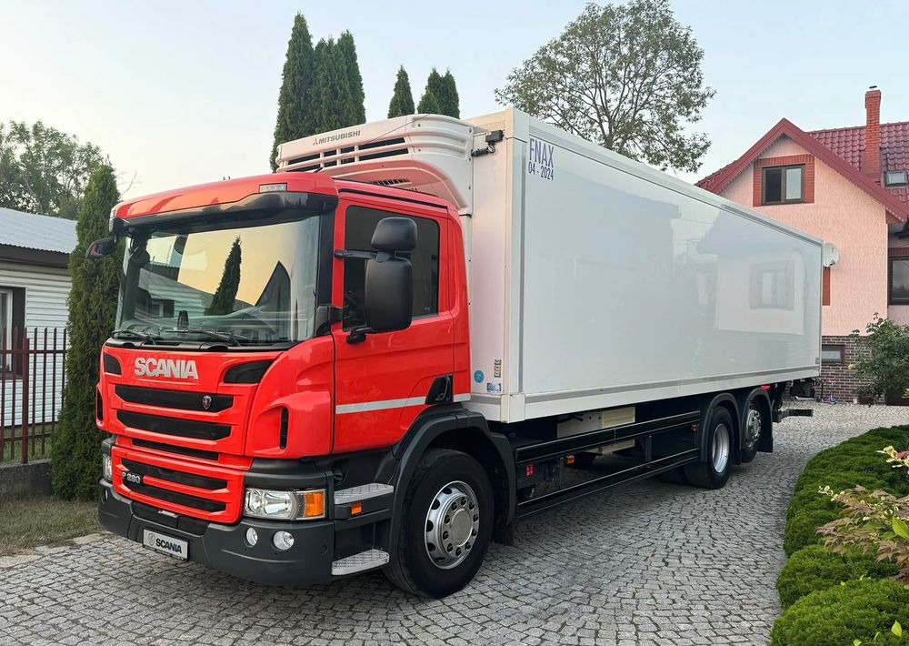 Scania P280 - Autocarro frigorifero: foto 2 Scania P280 - Autocarro frigorifero: foto 2