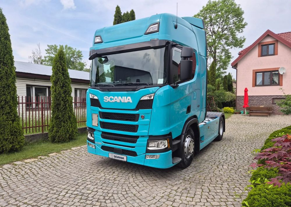 Scania R450 - Trattore stradale: foto 1 Scania R450 - Trattore stradale: foto 1