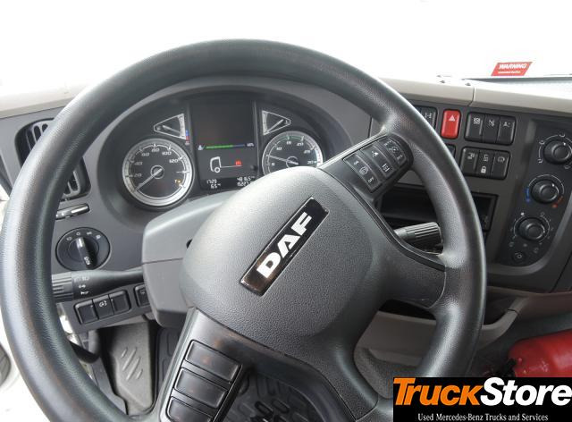 DAF LF 290 LBW 2.5T. - Camion centinato: foto 2 DAF LF 290 LBW 2.5T. - Camion centinato: foto 2