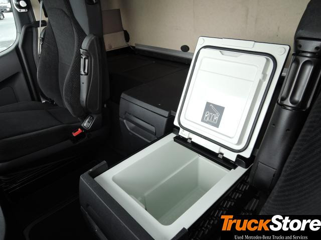 Trattore stradale Mercedes-Benz Actros 1845 LS: foto 9