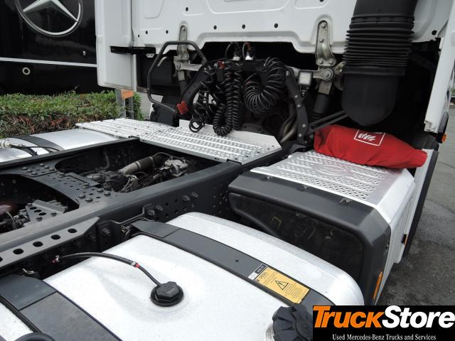 Mercedes-Benz Actros 1845 LS nRL - Trattore stradale: foto 2 Mercedes-Benz Actros 1845 LS nRL - Trattore stradale: foto 2