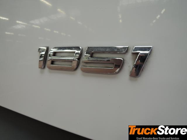 Mercedes-Benz Actros 1851 LS - Trattore stradale: foto 2 Mercedes-Benz Actros 1851 LS - Trattore stradale: foto 2