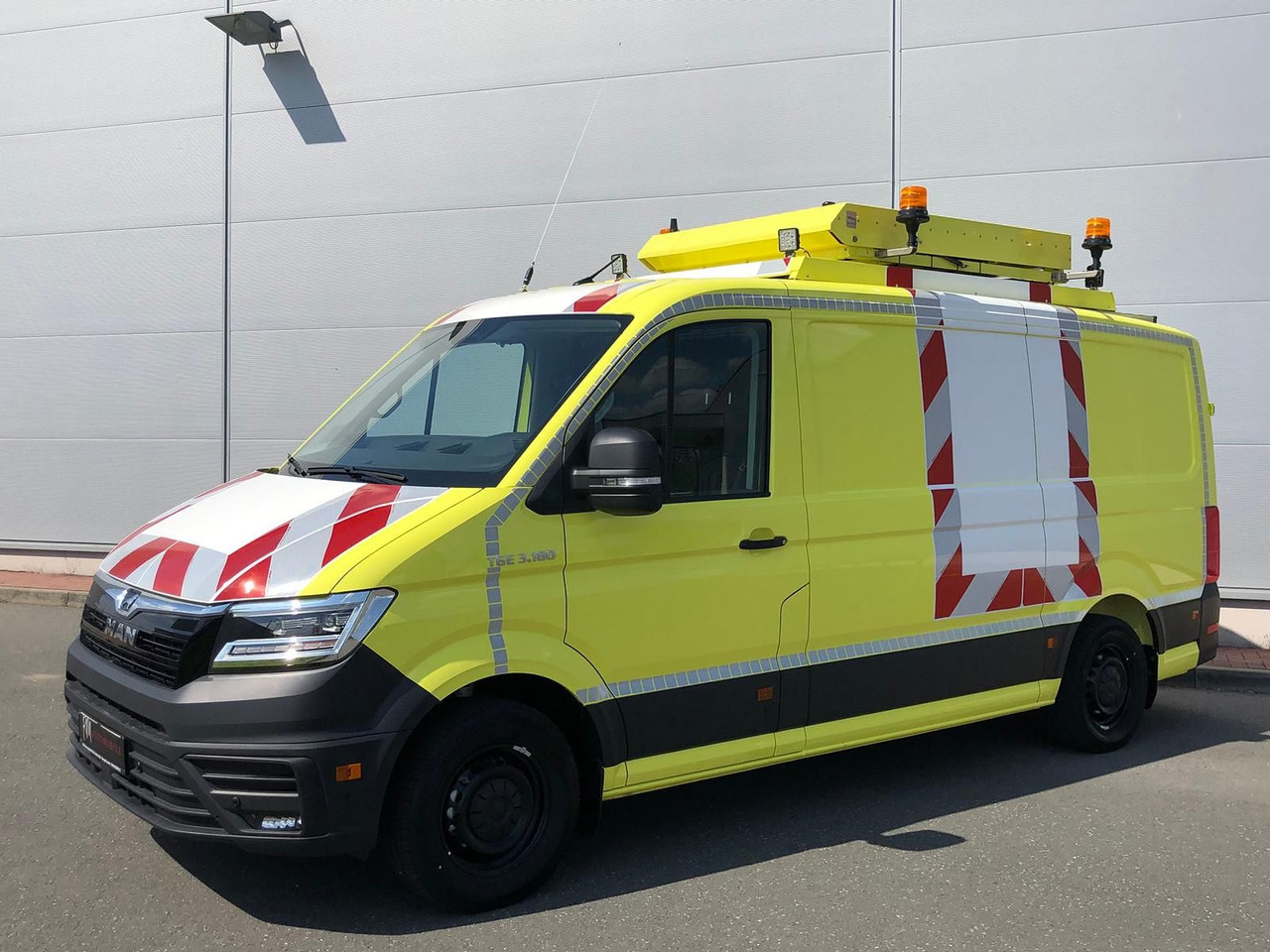 MAN TGE 3.180 L3H2 BF 4 BEGLEITFAHRZEUG ACC LED NAVI - Autovettura: foto 1 MAN TGE 3.180 L3H2 BF 4 BEGLEITFAHRZEUG ACC LED NAVI - Autovettura: foto 1