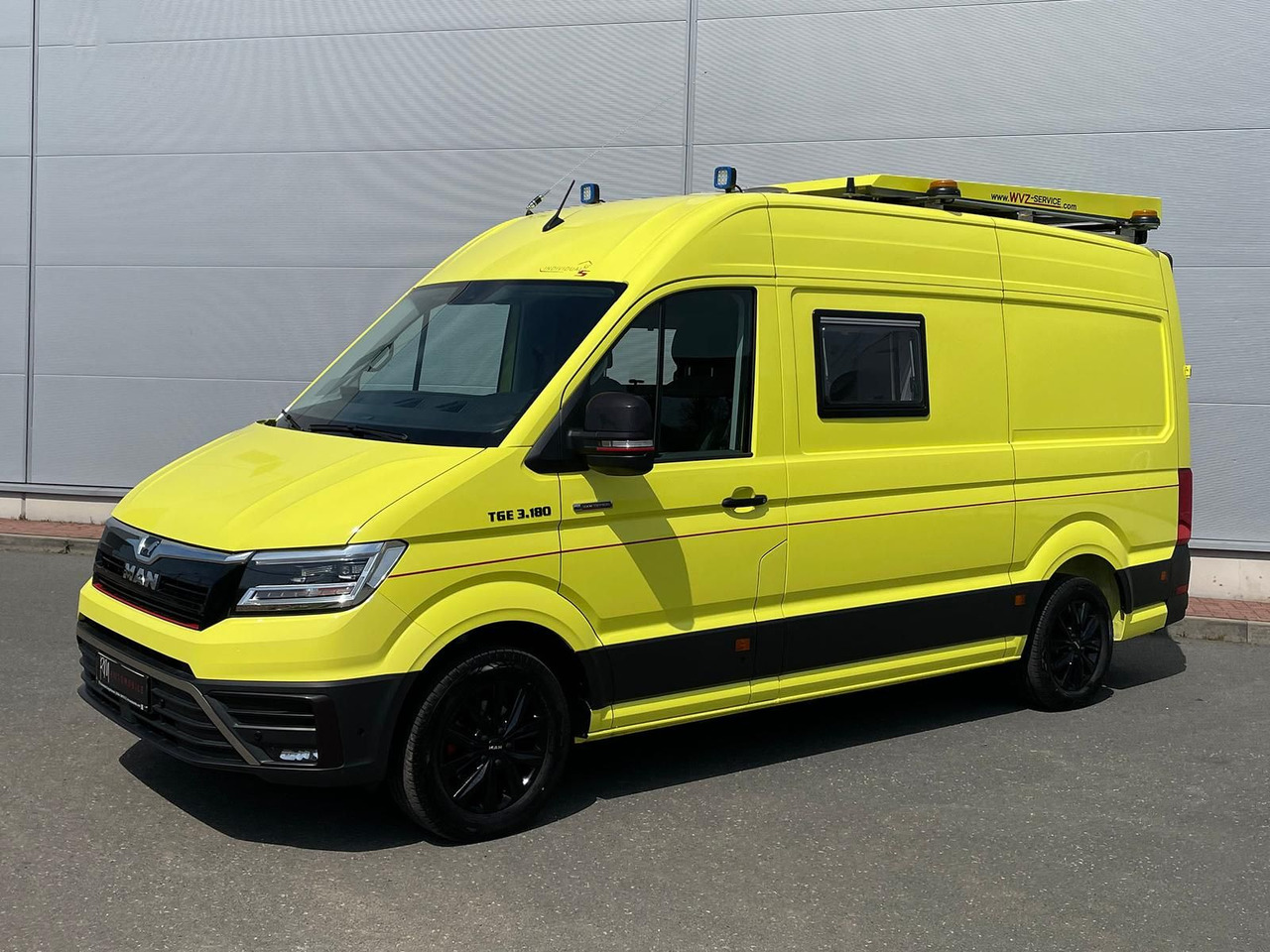 MAN TGE 3.180 L3H3 IndividualS BF3 + BEGLEITFAHRZEUG - Autovettura: foto 1 MAN TGE 3.180 L3H3 IndividualS BF3 + BEGLEITFAHRZEUG - Autovettura: foto 1