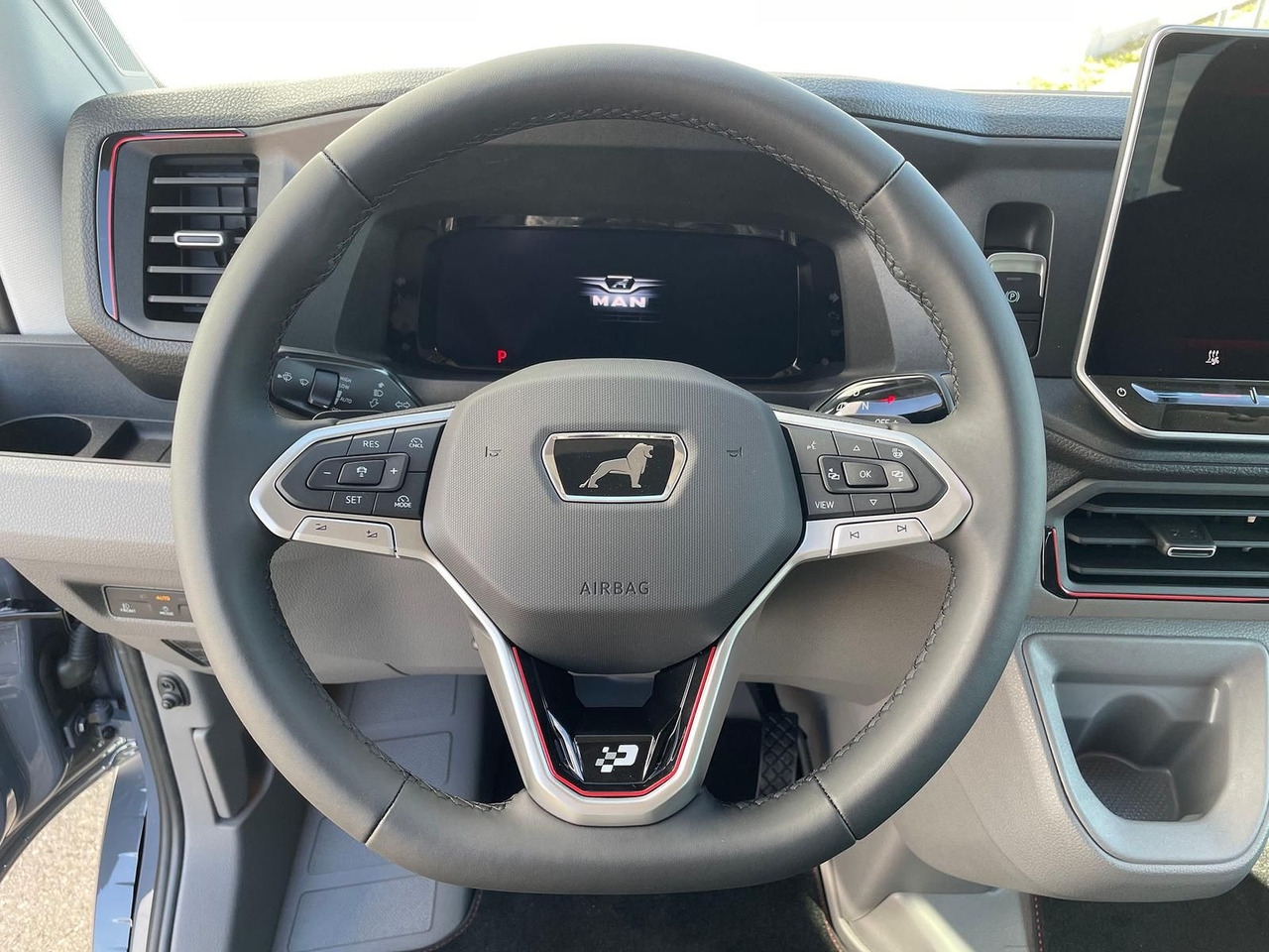 Furgone chiuso, Furgone doppia cabina MAN TGE 3.200 L3H2 MIXTO 4x4 Individual S ACC STANDH: foto 13 Furgone chiuso, Furgone doppia cabina MAN TGE 3.200 L3H2 MIXTO 4x4 Individual S ACC STANDH: foto 13