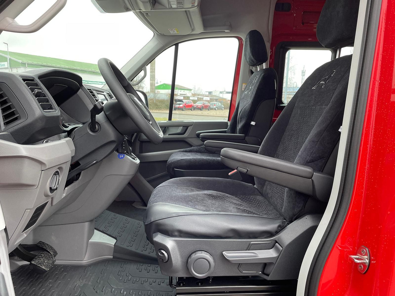 Autovettura MAN TGE 4.160 L3H3 Kasten NAVI TEMP SITZH FEUERROT: foto 12