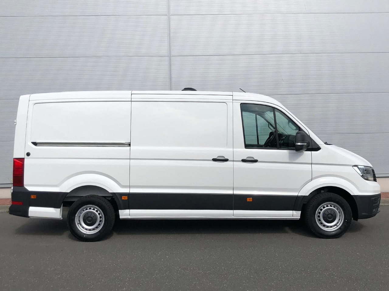 Volkswagen Crafter Kasten 35 L3H2 4MOTION LED PDC - Furgone chiuso: foto 5 Volkswagen Crafter Kasten 35 L3H2 4MOTION LED PDC - Furgone chiuso: foto 5