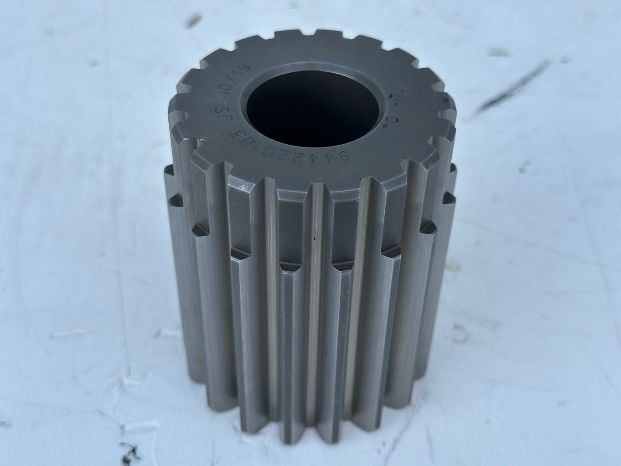 LIEBHERR Original Sonnenrad ID-Nr.944220103 – ID-Nr.9442201. A954B,A954C,LH80,E954,EP954,ER954,LOS954,P954,P964,R954,R964. #944220103.05.09# - Riduttore di rotazione per Escavatore: foto 1 LIEBHERR Original Sonnenrad ID-Nr.944220103 – ID-Nr.9442201. A954B,A954C,LH80,E954,EP954,ER954,LOS954,P954,P964,R954,R964. #944220103.05.09# - Riduttore di rotazione per Escavatore: foto 1