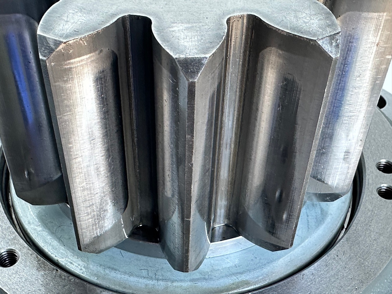 Riduttore di rotazione per Escavatore cingolato Liebherr Abtriebswellengehäuse ID-Nr.90013701 mit Abtriebswelle ID-Nr.90214087.    SAT275A290.  R922 LC-1486. R924 LC-1487.  #0569#0568#: foto 13