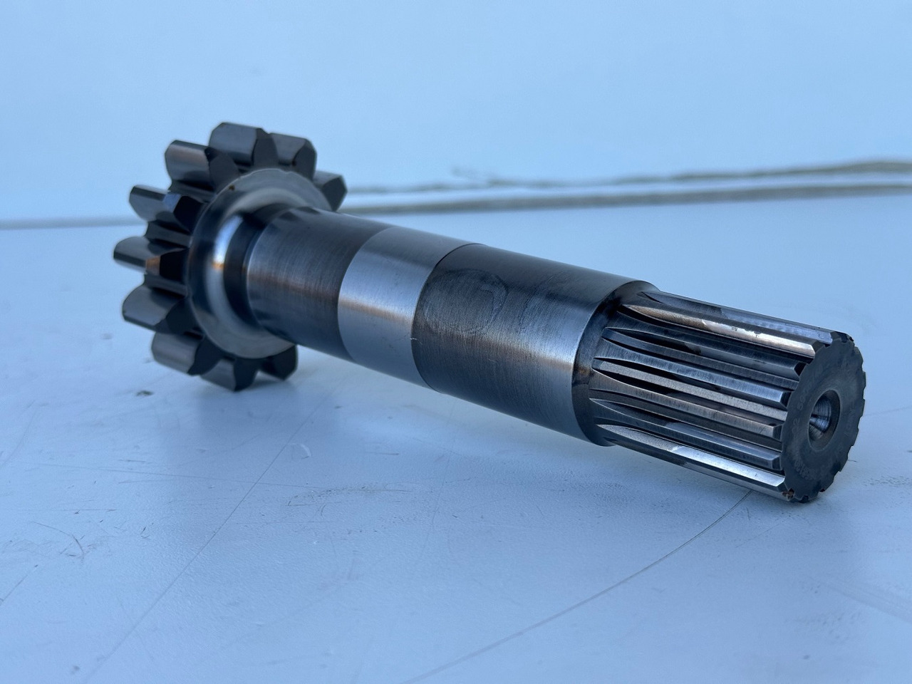 Liebherr Antriebswelle ID-Nr.90201866. FAT355P120. LH40 C, ER934. #90201866.06.08# - Motore di traslazione per Escavatore cingolato: foto 1 Liebherr Antriebswelle ID-Nr.90201866. FAT355P120. LH40 C, ER934. #90201866.06.08# - Motore di traslazione per Escavatore cingolato: foto 1
