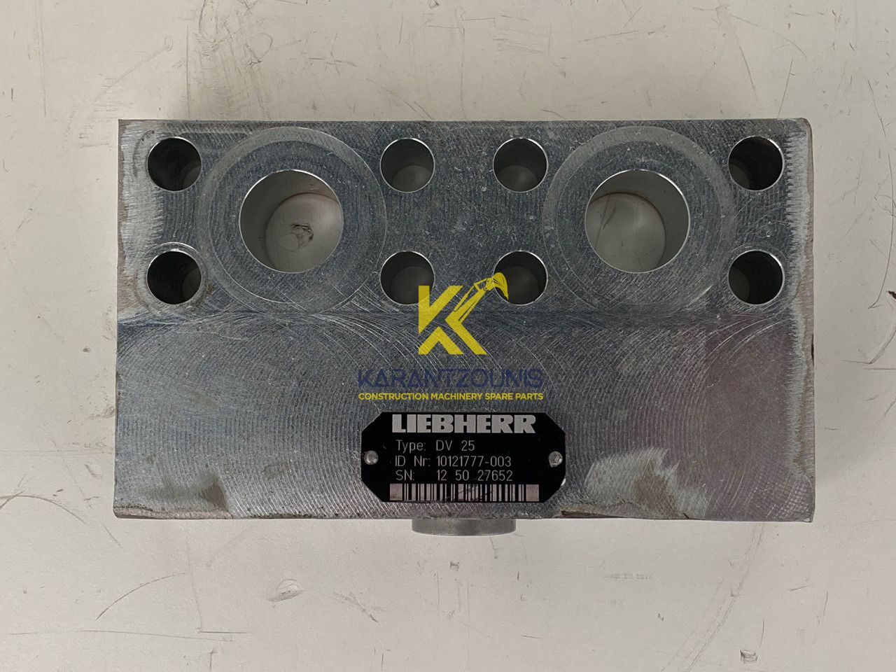 Liebherr Dämpfungsventil ID-Nr.10121777. P924 COMP, P926, R926, R916, R922, R924 COMP, R924, R926 COMP, R926, R930, R936, R946, R950 T, R960 T. #DÄ27652# - Riduttore di rotazione per Escavatore: foto 2 Liebherr Dämpfungsventil ID-Nr.10121777. P924 COMP, P926, R926, R916, R922, R924 COMP, R924, R926 COMP, R926, R930, R936, R946, R950 T, R960 T. #DÄ27652# - Riduttore di rotazione per Escavatore: foto 2