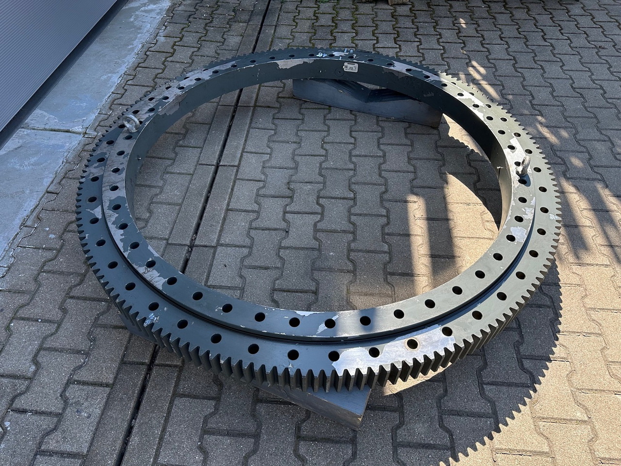 Liebherr Drehkranz - Kugeldrehverbindung Typ:KUD138 VA 002. ID-Nr.982757001. #159.10118# - Ralla di rotazione per Macchina da cantiere: foto 3 Liebherr Drehkranz - Kugeldrehverbindung Typ:KUD138 VA 002. ID-Nr.982757001. #159.10118# - Ralla di rotazione per Macchina da cantiere: foto 3