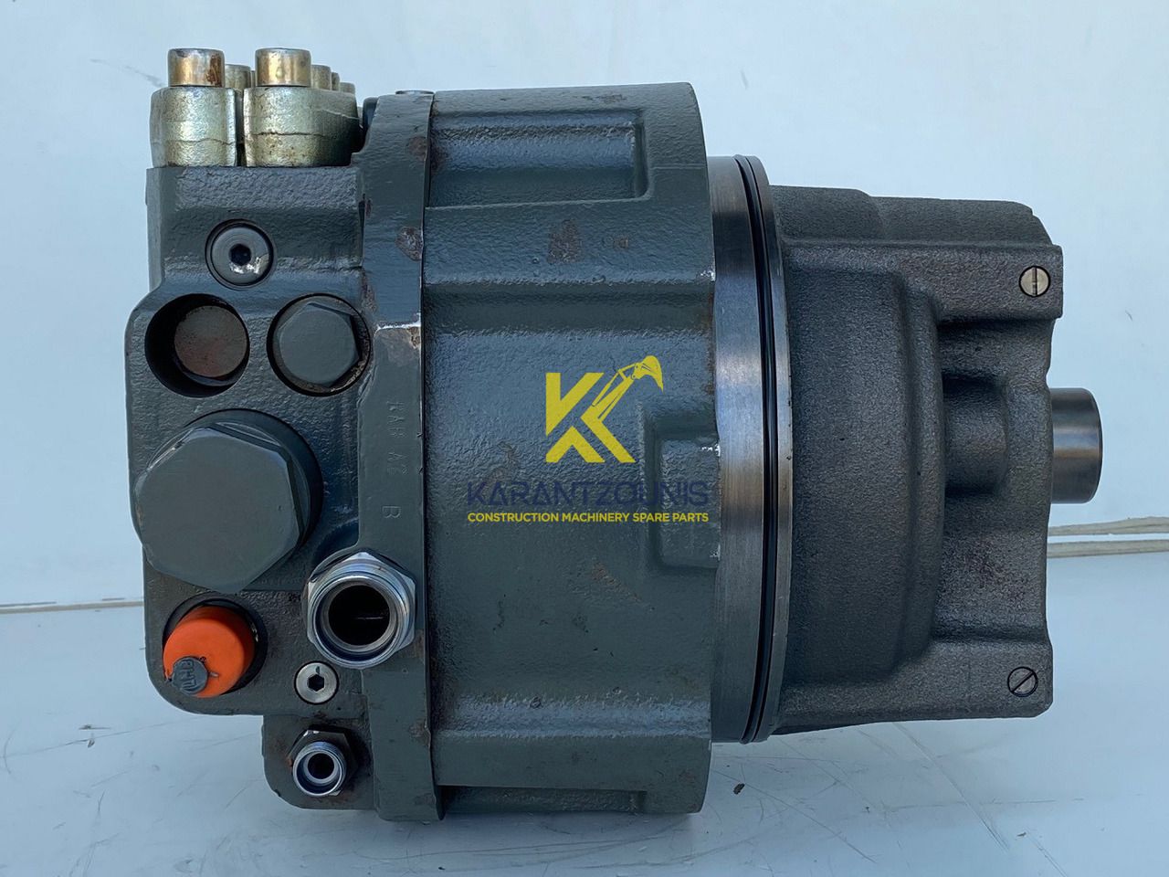 Liebherr Hydraulikeinbaumotor CMVE O 108. ID-Nr.10118562 - ID-Nr.10132610 - ID-Nr.10129048. LOS1916, LOS916, LOS926, R906, R916, R918, R920, R922, R924, R926COMP, R926, R936. #27979# - Motore idraulico per Escavatore cingolato: foto 2 Liebherr Hydraulikeinbaumotor CMVE O 108. ID-Nr.10118562 - ID-Nr.10132610 - ID-Nr.10129048. LOS1916, LOS916, LOS926, R906, R916, R918, R920, R922, R924, R926COMP, R926, R936. #27979# - Motore idraulico per Escavatore cingolato: foto 2