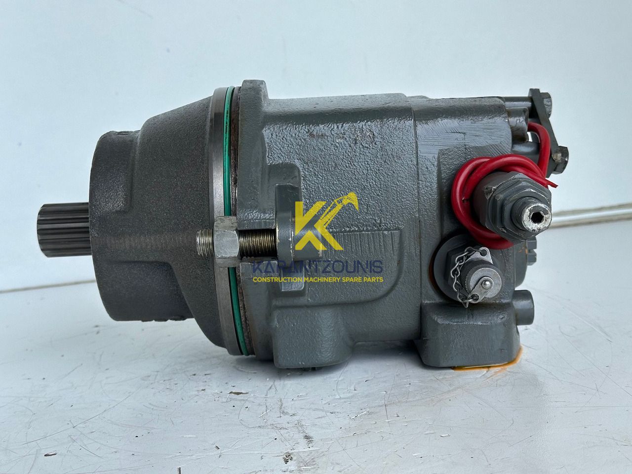 Liebherr Hydraulikeinbaumotor Typ:FMF058, ID-Nr.10122576 - ID-Nr.10145827 - ID-Nr.11371069. LOS1906, P924 COMP , R906, R906 PROTO, R916, R922, R924, R924 COMP, R926 COMP, R926 K LC. #39780# - Motore idraulico per Escavatore: foto 4 Liebherr Hydraulikeinbaumotor Typ:FMF058, ID-Nr.10122576 - ID-Nr.10145827 - ID-Nr.11371069. LOS1906, P924 COMP , R906, R906 PROTO, R916, R922, R924, R924 COMP, R926 COMP, R926 K LC. #39780# - Motore idraulico per Escavatore: foto 4