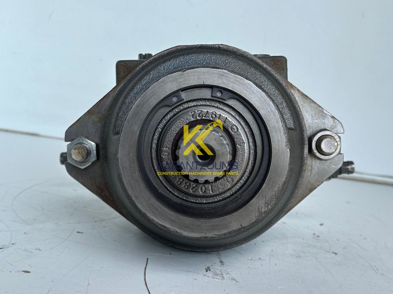 Liebherr Hydraulikeinbaumotor Typ:FMF058, ID-Nr.10122576 - ID-Nr.10145827 - ID-Nr.11371069. LOS1906, P924 COMP , R906, R906 PROTO, R916, R922, R924, R924 COMP, R926 COMP, R926 K LC. #39780# - Motore idraulico per Escavatore: foto 5 Liebherr Hydraulikeinbaumotor Typ:FMF058, ID-Nr.10122576 - ID-Nr.10145827 - ID-Nr.11371069. LOS1906, P924 COMP , R906, R906 PROTO, R916, R922, R924, R924 COMP, R926 COMP, R926 K LC. #39780# - Motore idraulico per Escavatore: foto 5
