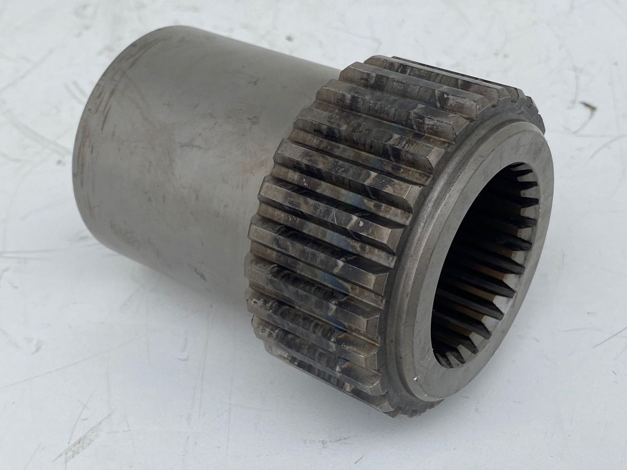 Liebherr Lamellenträger ID-Nr.9443704 - ID-Nr.944370403. FAT600, FAT600P067, FAT600P080. #LAM1005# - Motore di traslazione per Escavatore cingolato: foto 2 Liebherr Lamellenträger ID-Nr.9443704 - ID-Nr.944370403. FAT600, FAT600P067, FAT600P080. #LAM1005# - Motore di traslazione per Escavatore cingolato: foto 2
