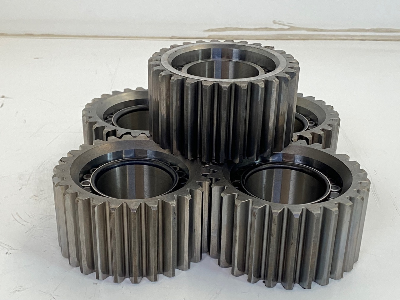 Liebherr Planetenrad ID-Nr.90205840. FAT350P126 - FAT350P138. R920 - R922 - R924 - R925 - R926 - R930 T. #PL13.01# - Motore di traslazione per Macchina da cantiere: foto 3 Liebherr Planetenrad ID-Nr.90205840. FAT350P126 - FAT350P138. R920 - R922 - R924 - R925 - R926 - R930 T. #PL13.01# - Motore di traslazione per Macchina da cantiere: foto 3