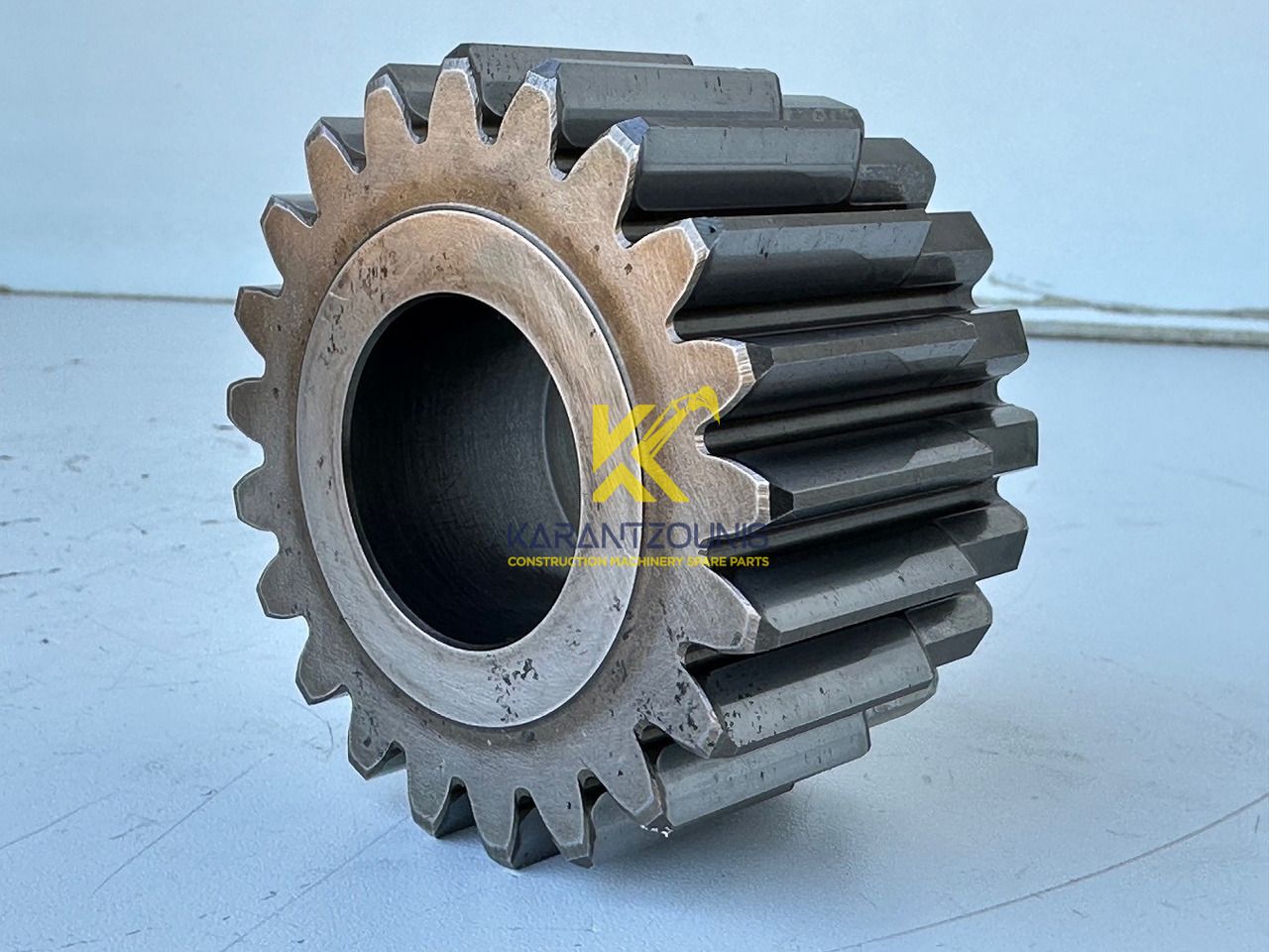 Liebherr Sonnenrad ID-Nr.90002821. FAT400P112, FAT400P130, FAT400P139. R926, R928, R930, R934, R936, R938, R940, R944, R946, R950 T. #90002821.06.08.02# - Motore di traslazione per Escavatore: foto 2 Liebherr Sonnenrad ID-Nr.90002821. FAT400P112, FAT400P130, FAT400P139. R926, R928, R930, R934, R936, R938, R940, R944, R946, R950 T. #90002821.06.08.02# - Motore di traslazione per Escavatore: foto 2