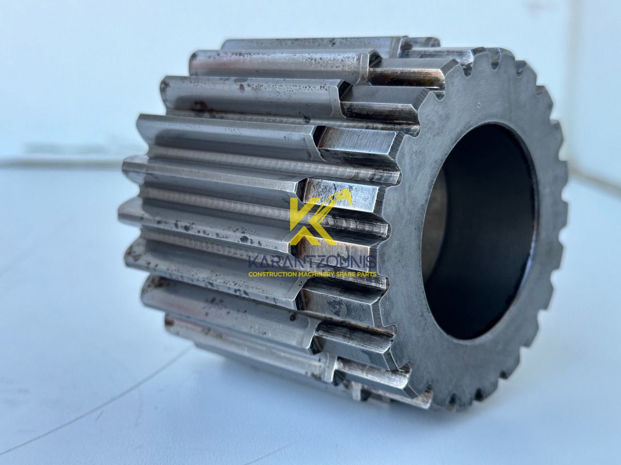Liebherr Sonnenrad ID-Nr.90016258. FAT400P112,FAT400P130,FAT400P139,LOS1936,LOS926,R926,R928,R930,R934,R936,R938,R940,R944,R946,R950T. #90016258.06.08# - Motore di traslazione per Escavatore cingolato: foto 1 Liebherr Sonnenrad ID-Nr.90016258. FAT400P112,FAT400P130,FAT400P139,LOS1936,LOS926,R926,R928,R930,R934,R936,R938,R940,R944,R946,R950T. #90016258.06.08# - Motore di traslazione per Escavatore cingolato: foto 1