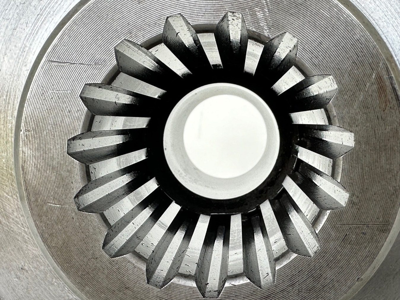 Trasmissione per Macchina da cantiere Liebherr Stirnrad ID-Nr.10135600. Pumpenverteilergetriebe Typ:PVG450 C 468.  PR776-1296.  #10135600.02#: foto 15