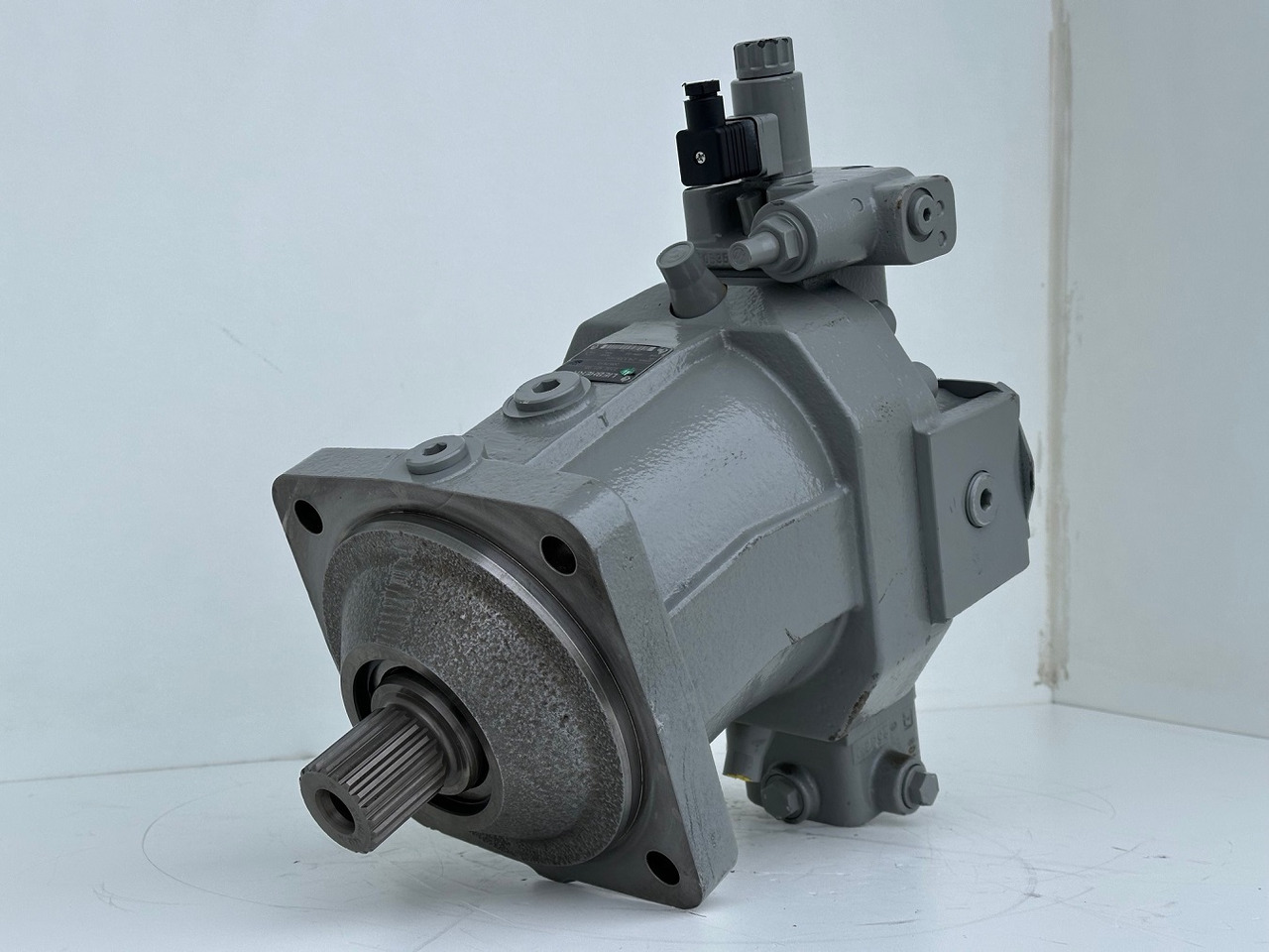 Liebherr Verstellmotor ID-Nr.510240108 - Hydromatik Rexroth Axialkolben-Verstellmotor Typ:A6VM140EP2D/63W-VZB017HB. #24338069# - Motore idraulico per Gru cingolata: foto 1 Liebherr Verstellmotor ID-Nr.510240108 - Hydromatik Rexroth Axialkolben-Verstellmotor Typ:A6VM140EP2D/63W-VZB017HB. #24338069# - Motore idraulico per Gru cingolata: foto 1