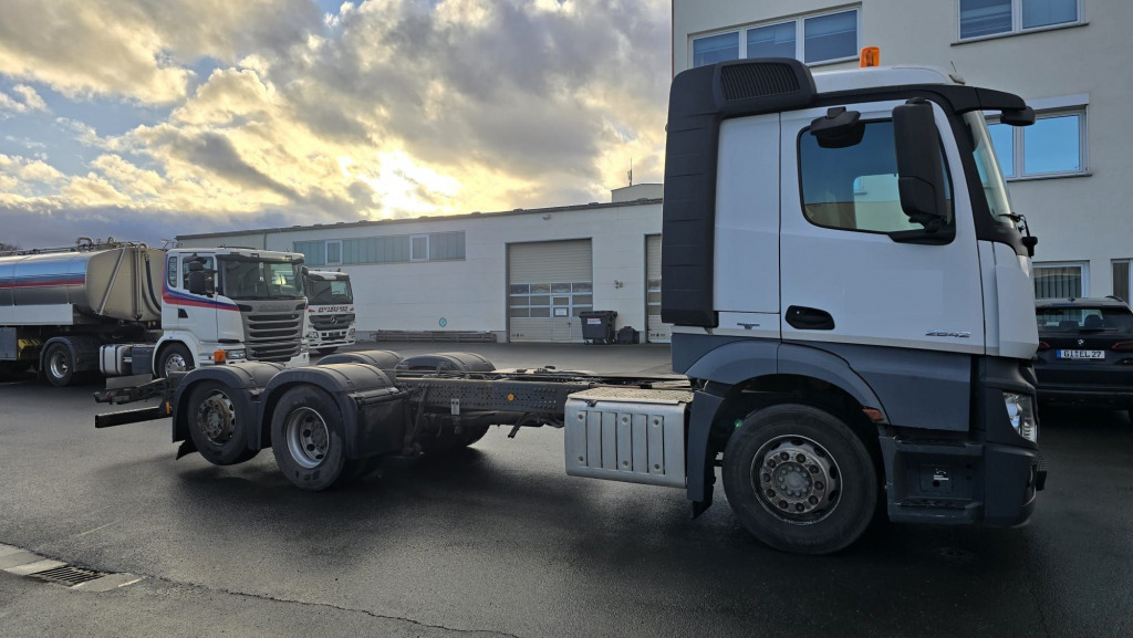 Mercedes Benz Actros 2642 Fahrgestell ohne Aufbau (Nr. 5800) - Autocarro telaio: foto 1 Mercedes Benz Actros 2642 Fahrgestell ohne Aufbau (Nr. 5800) - Autocarro telaio: foto 1