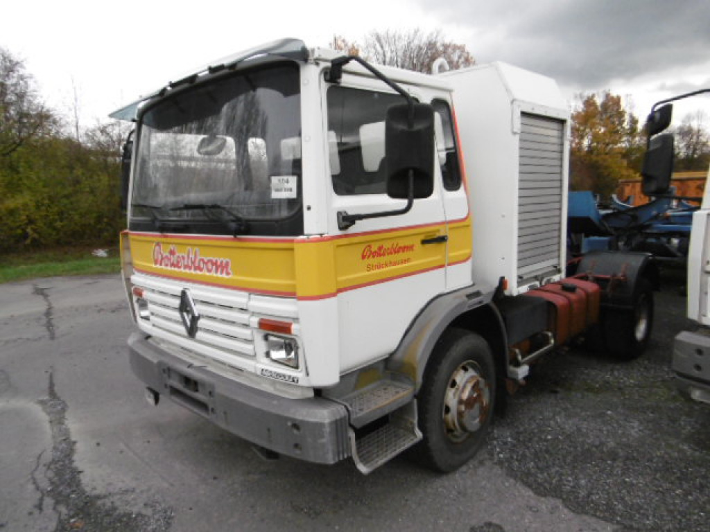 Renault 40GCC2 (Nr. 104) - Trattore stradale: foto 1 Renault 40GCC2 (Nr. 104) - Trattore stradale: foto 1