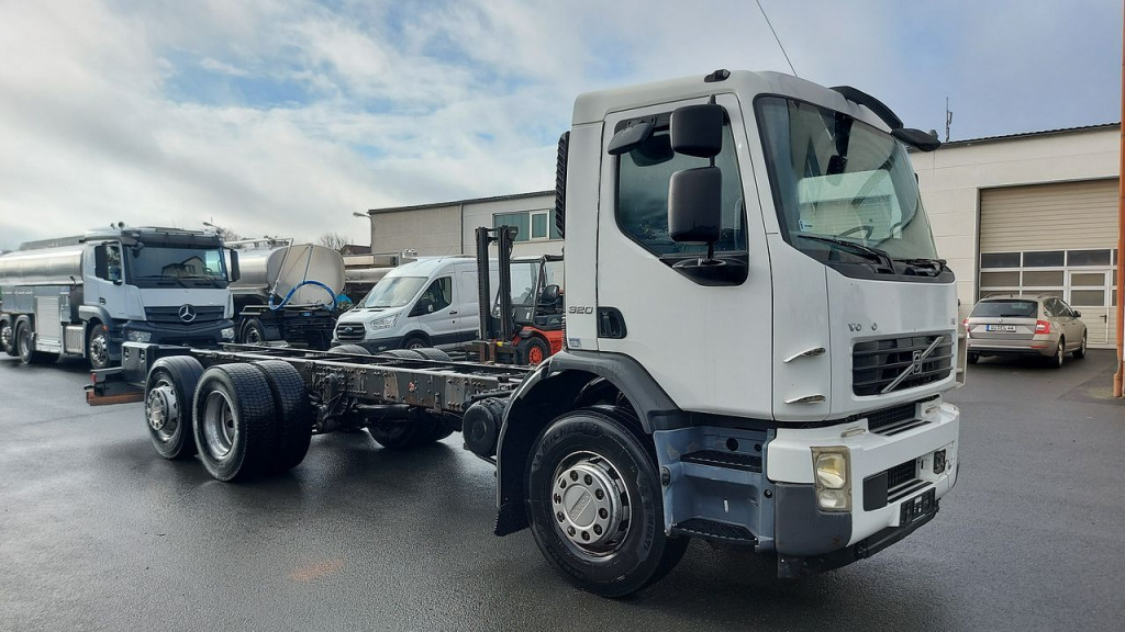 Volvo FE 320 (Nr. 4979) - Autocarro telaio: foto 1 Volvo FE 320 (Nr. 4979) - Autocarro telaio: foto 1
