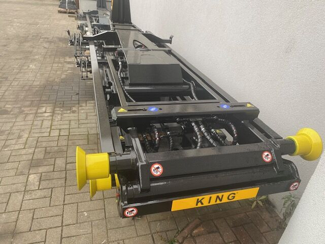 KING HZ-4R (4 tons) Hakowiec / Hooklift / Abrollkipper - Attrezzatura: foto 1 KING HZ-4R (4 tons) Hakowiec / Hooklift / Abrollkipper - Attrezzatura: foto 1