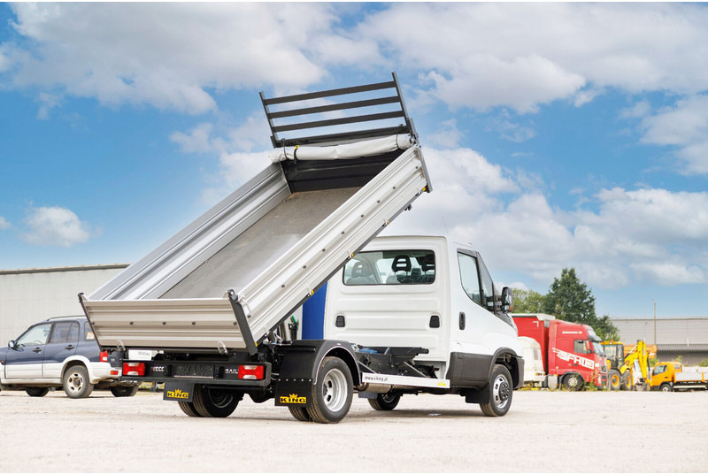 Iveco Daily 50C18 - Furgone ribaltabile: foto 3 Iveco Daily 50C18 - Furgone ribaltabile: foto 3