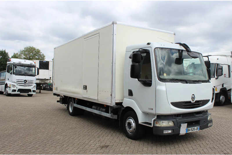 Renault Midlum 220 * EURO5 * MANUAL * - Autocarro furgonato: foto 4 Renault Midlum 220 * EURO5 * MANUAL * - Autocarro furgonato: foto 4