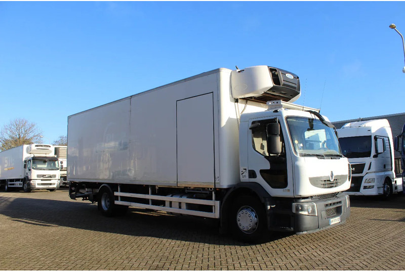 Renault Midlum 270 * EURO5 * 4X2 * CARRIER SUPRA 950 MT * - Autocarro frigorifero: foto 4 Renault Midlum 270 * EURO5 * 4X2 * CARRIER SUPRA 950 MT * - Autocarro frigorifero: foto 4