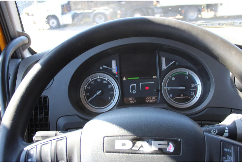 Trattore stradale DAF XF 106.460 * EURO6 * 4X2 *: foto 13