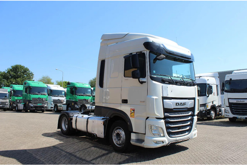 DAF XF 106.480 * RETARDER * 2 TANK * 2 BED * - Trattore stradale: foto 5 DAF XF 106.480 * RETARDER * 2 TANK * 2 BED * - Trattore stradale: foto 5