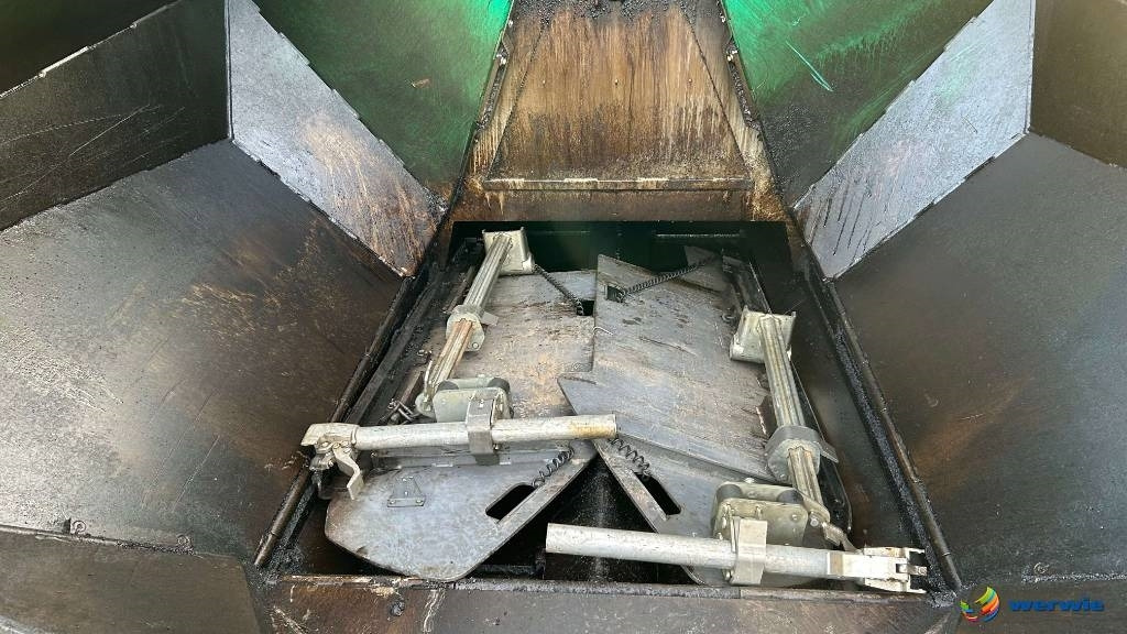 Finitrice Vögele SUPER 1800-3i / AB600-3TP2 (3,00 - 6,00 m): foto 8 Finitrice Vögele SUPER 1800-3i / AB600-3TP2 (3,00 - 6,00 m): foto 8