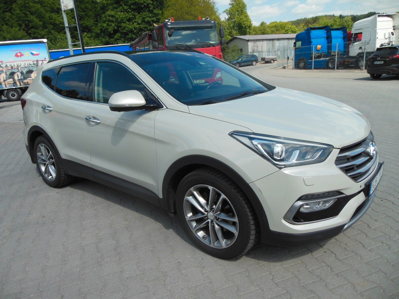 Hyundai Santa Fe 2,2 CRDi, 4WD, Automatic, Leder, Panora - SUV/ Fuoristrada: foto 2 Hyundai Santa Fe 2,2 CRDi, 4WD, Automatic, Leder, Panora - SUV/ Fuoristrada: foto 2
