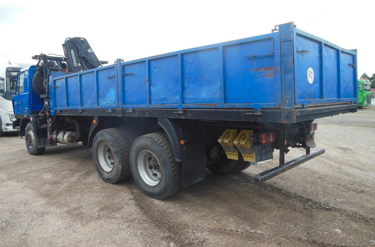 Tatra T 815, 6X6, HIAB 144 B - 3 DUO - Autocarro con pianale/ Cassone fisso, Camion con gru: foto 4 Tatra T 815, 6X6, HIAB 144 B - 3 DUO - Autocarro con pianale/ Cassone fisso, Camion con gru: foto 4