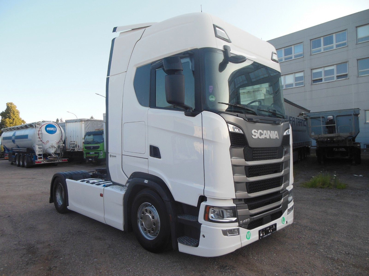 Scania R 450, VOLL LUFT, RETARDER, STANDKLIMA, TOP!!! - Trattore stradale: foto 2 Scania R 450, VOLL LUFT, RETARDER, STANDKLIMA, TOP!!! - Trattore stradale: foto 2