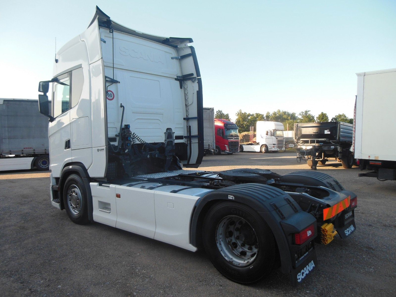 Scania R 450, VOLL LUFT, RETARDER, STANDKLIMA, TOP!!! - Trattore stradale: foto 4 Scania R 450, VOLL LUFT, RETARDER, STANDKLIMA, TOP!!! - Trattore stradale: foto 4