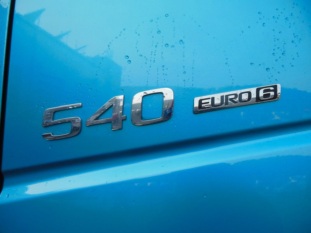 Volvo FH 13/540, KIPPHYDRAULIK, 3 STÜCKS!!! Volvo FH 13/540, KIPPHYDRAULIK - Trattore stradale: foto 5 Volvo FH 13/540, KIPPHYDRAULIK, 3 STÜCKS!!! Volvo FH 13/540, KIPPHYDRAULIK - Trattore stradale: foto 5