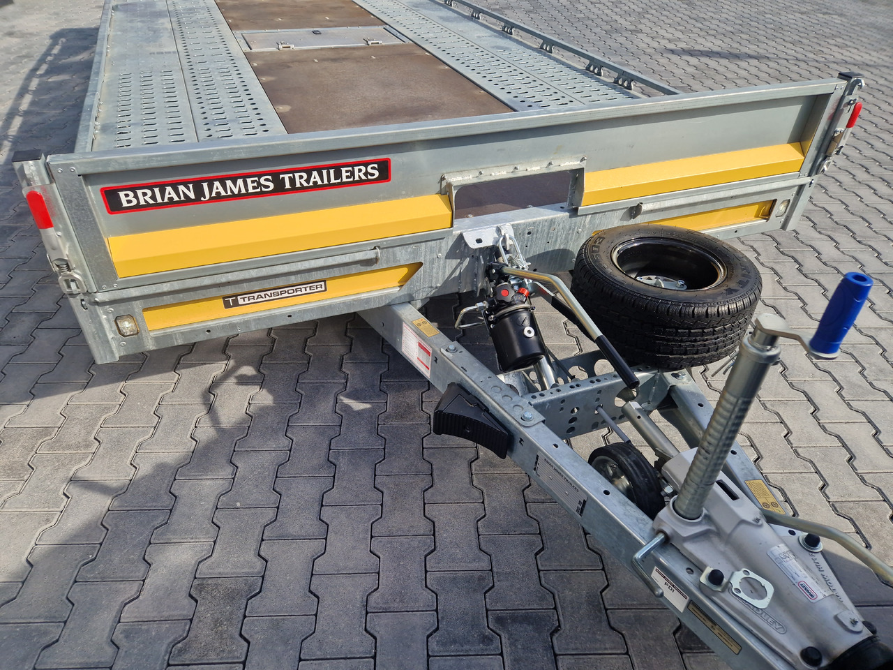 BJT T Transporter 231 550x224cm yellow ankippbar Heckrampe Tridem Alufelgen 10" 3500kg - Rimorchio trasporto automezzi: foto 4 BJT T Transporter 231 550x224cm yellow ankippbar Heckrampe Tridem Alufelgen 10" 3500kg - Rimorchio trasporto automezzi: foto 4