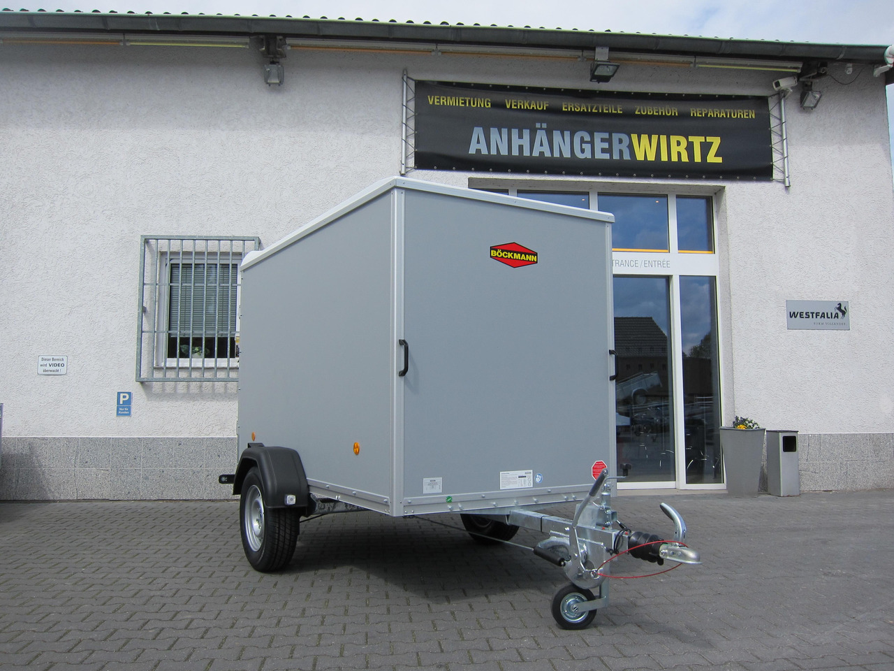 Böckmann Koffer KT 2513/135 251x130x152cm grau (S) 1350kg AKTION Modell 24 - Rimorchio furgonato: foto 4 Böckmann Koffer KT 2513/135 251x130x152cm grau (S) 1350kg AKTION Modell 24 - Rimorchio furgonato: foto 4