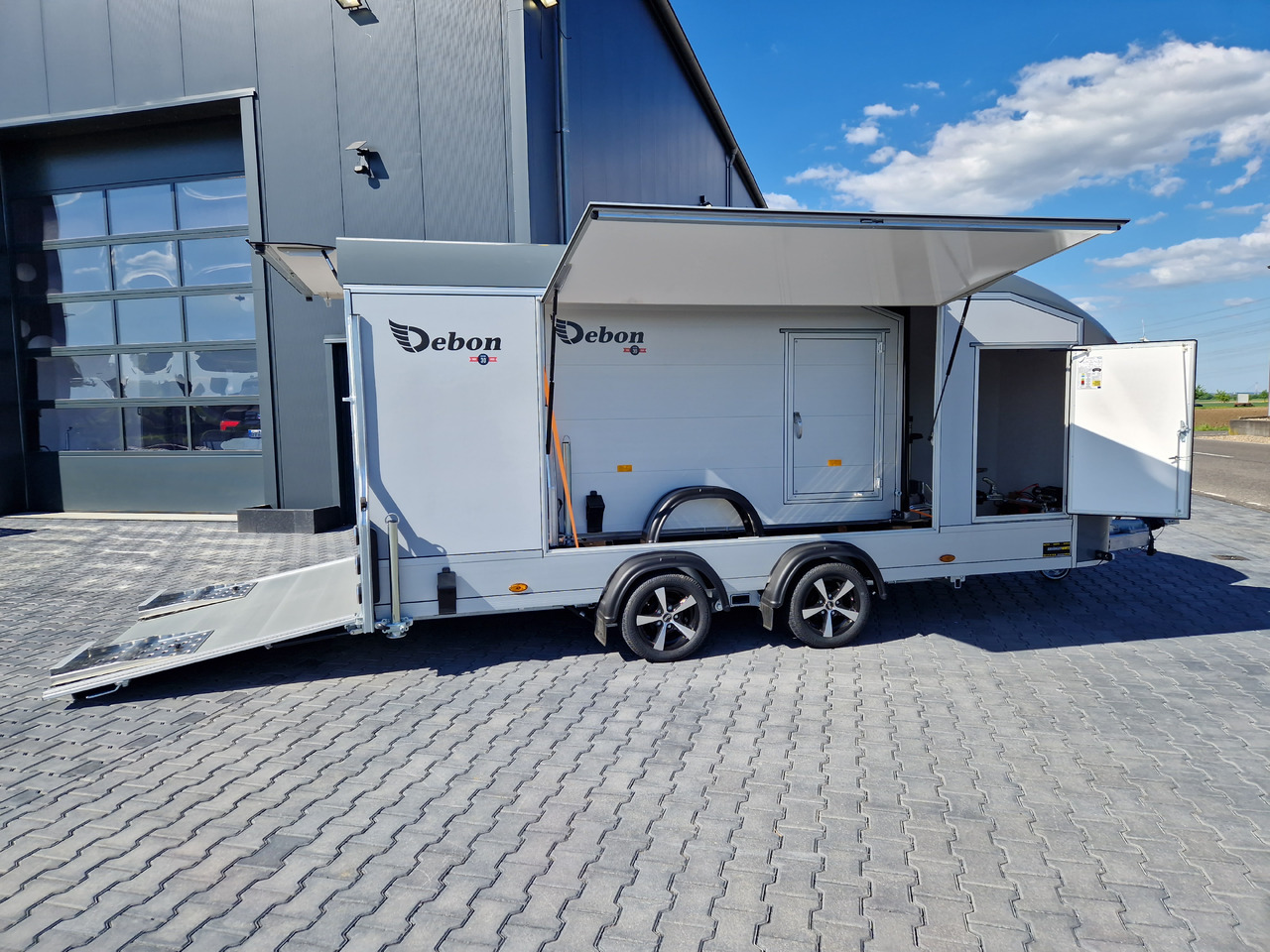 Cargo Roadster 1000 480x200x206cm Poly grey Premium Pullman 3500kg - Rimorchio furgonato: foto 1 Cargo Roadster 1000 480x200x206cm Poly grey Premium Pullman 3500kg - Rimorchio furgonato: foto 1