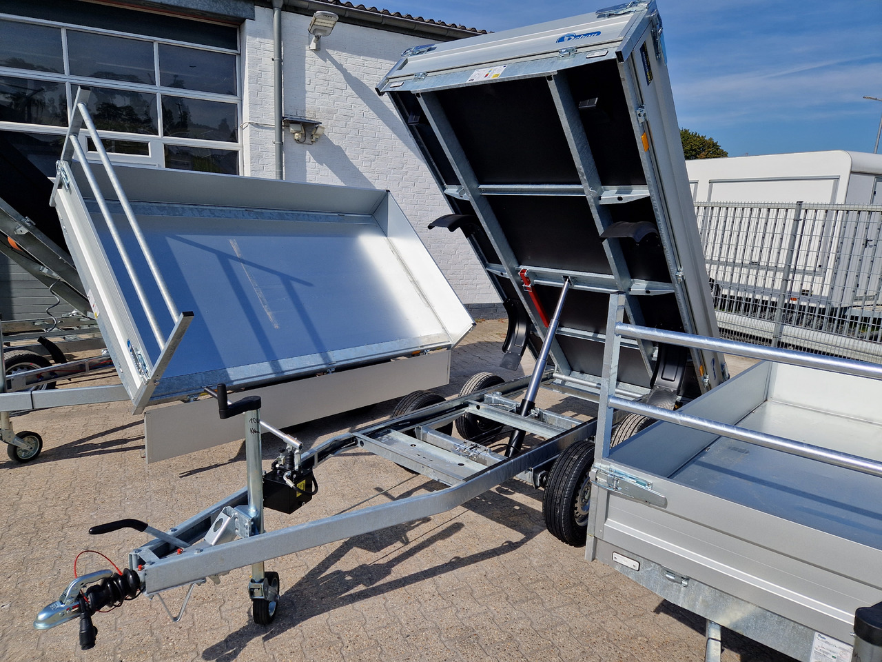 Cheval Liberte Debon Kipper PW 1.2 20 ECO 306x155x30cm 2000kg Modell 2024 - Rimorchio ribaltabile: foto 3 Cheval Liberte Debon Kipper PW 1.2 20 ECO 306x155x30cm 2000kg Modell 2024 - Rimorchio ribaltabile: foto 3